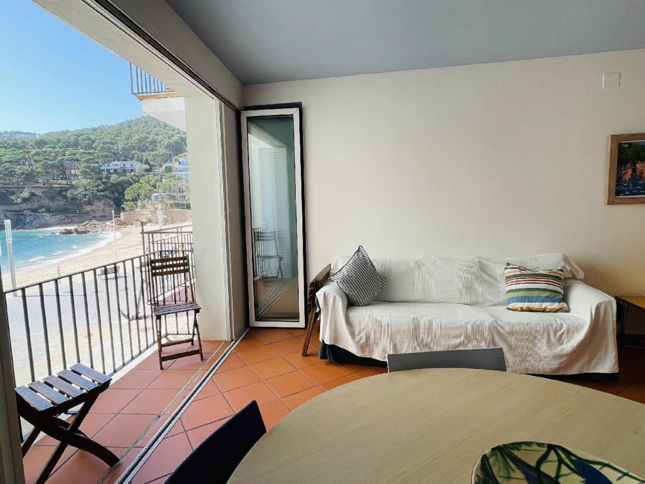 Tamariu Beach 1: Beachfront Wifi Up To 6 Ppl Extérieur photo