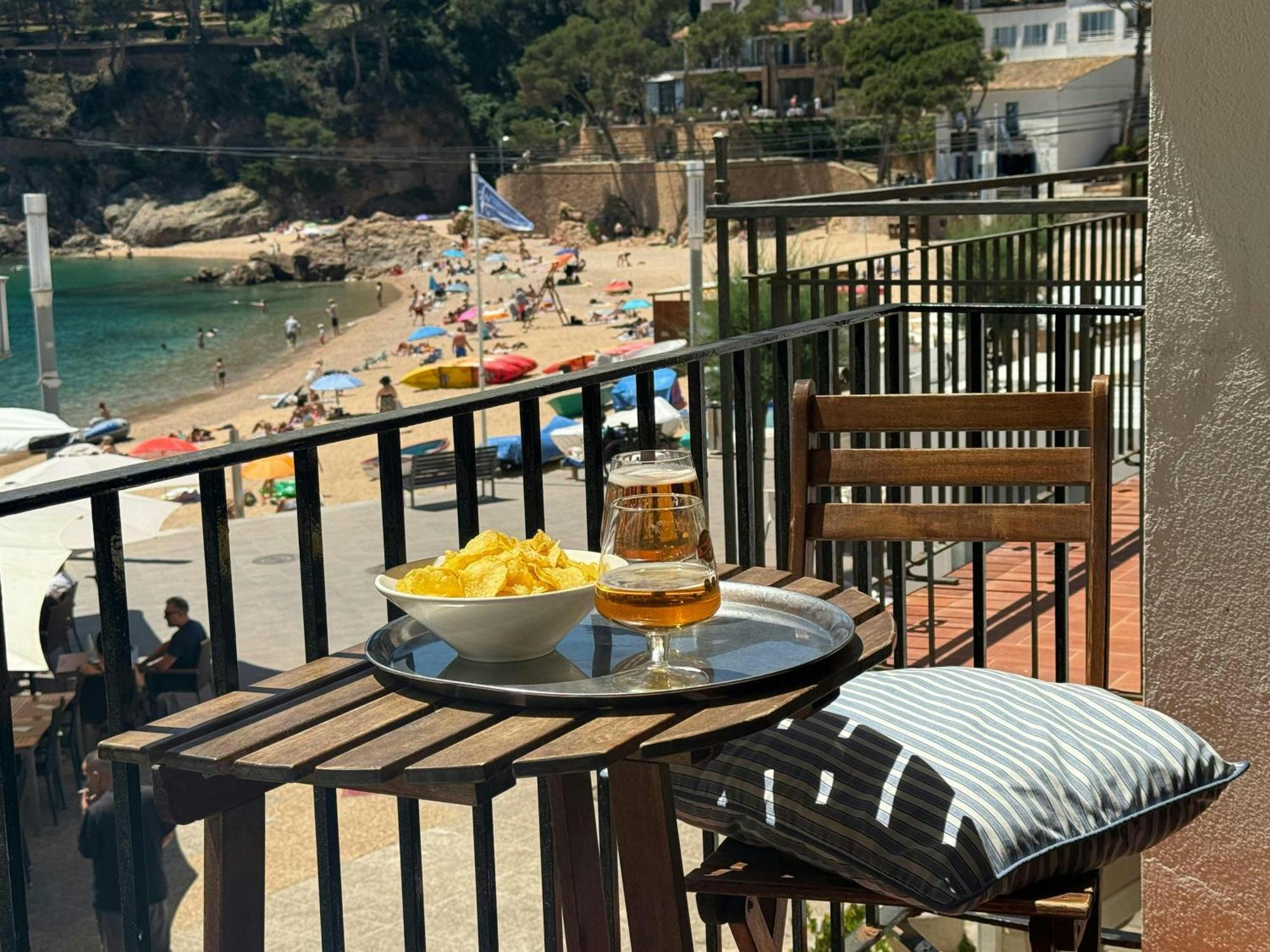 Tamariu Beach 1: Beachfront Wifi Up To 6 Ppl Extérieur photo